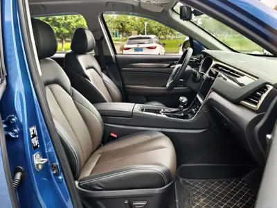 GAC Motor Trumpchi GS5