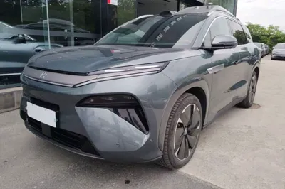 BYD Tang L