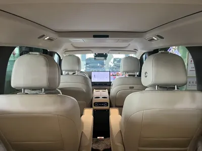Li Auto Li MEGA