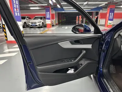 Audi A4 (Import)