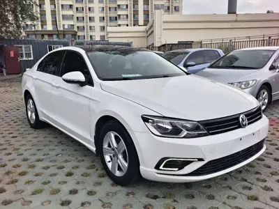 Volkswagen Lamando
