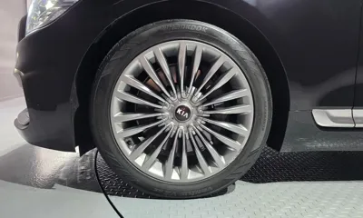 Kia K9