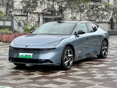 Lynk & Co Z10