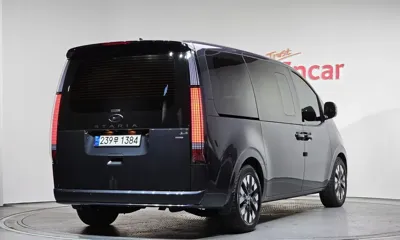 Hyundai Staria