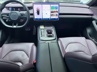 Xiaomi SU7
