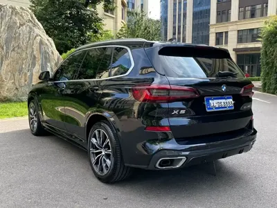 BMW X5 (Import)