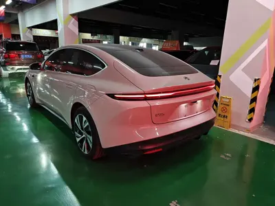 Nio ET5