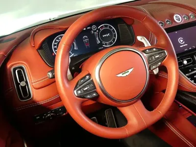 Astonmartin DBX