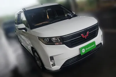 Wuling Hongguang Plus