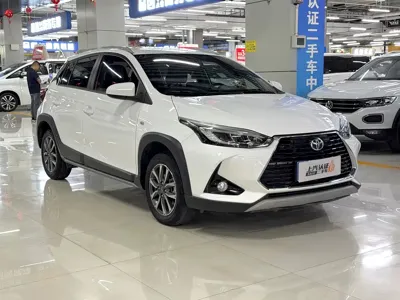 Toyota Yaris L