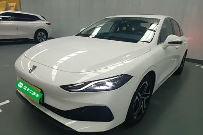 Roewe D7