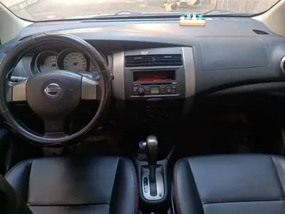 Nissan Livina