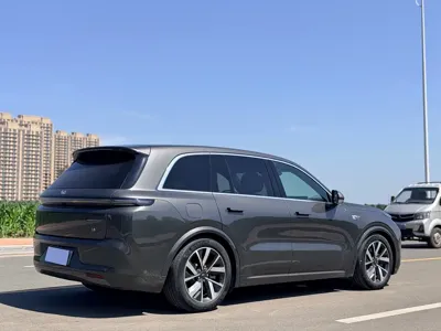 Li Auto Li L8