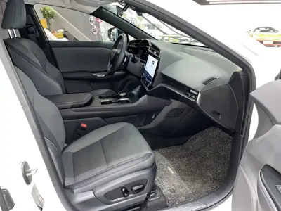 Lexus RZ