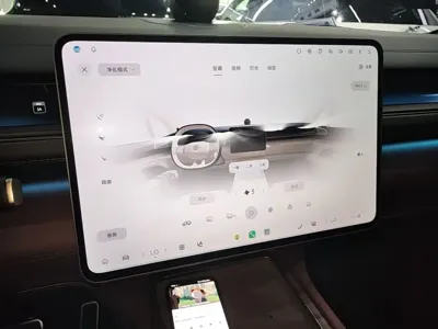 Nio ES8