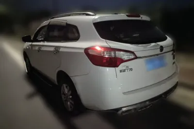 Venucia T70