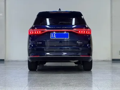 BYD MAX