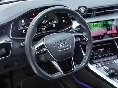 Audi A7L