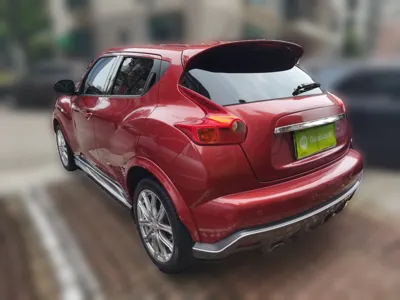 Infiniti ESQ