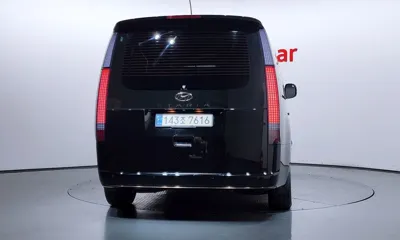 Hyundai Staria