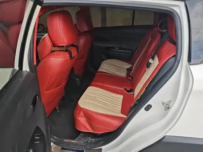 Toyota Yaris L