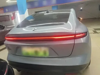 Nio ET5