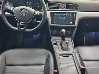 Volkswagen Lamando