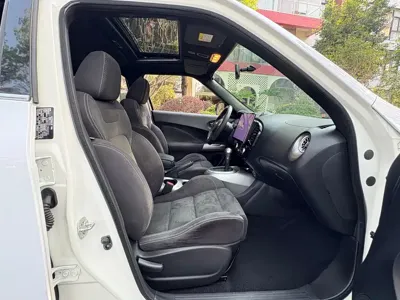 Infiniti ESQ