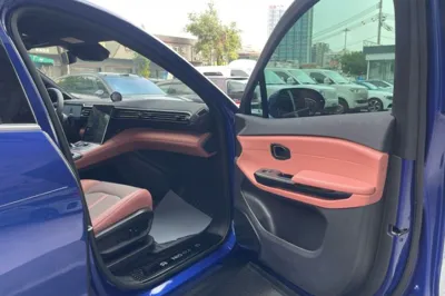 Nio EC6