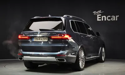 BMW X7