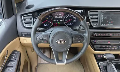 Kia Canival