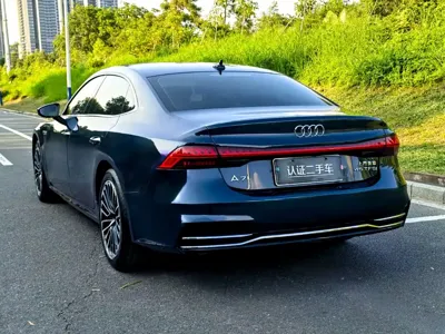 Audi A7L