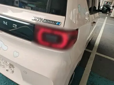 Wuling MINIEV