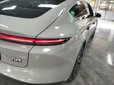 Nio ET5