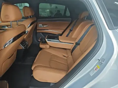 BYD 汉L