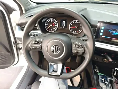 MG MG5