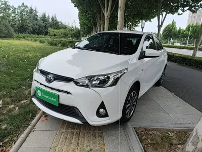 Toyota Yaris L