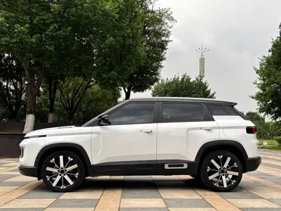 Geely ICON