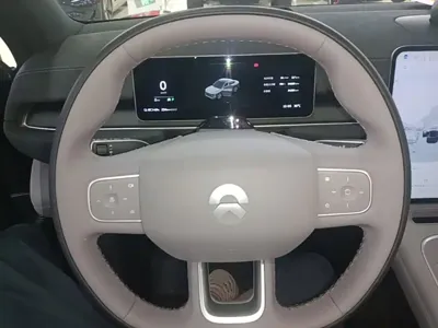 Nio EC6