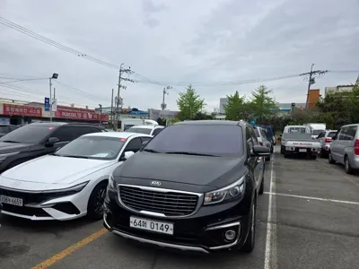 Kia Canival