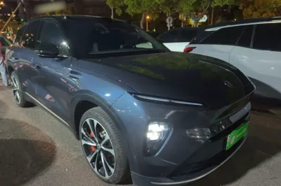 Nio ES8