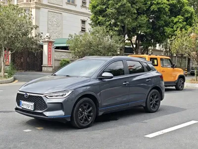 BYD e2