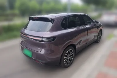 Leapmotor B10