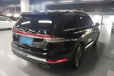 Lincoln Aviator