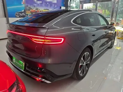 智界 Zhijie R7