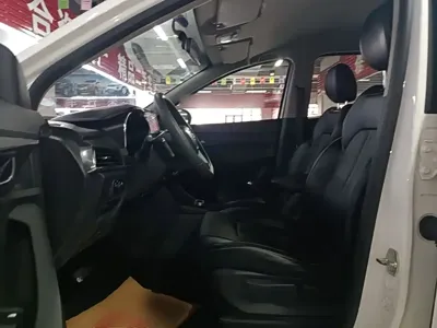 Baojun 360
