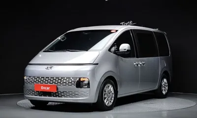 Hyundai Staria