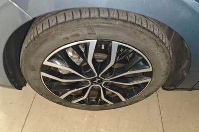 Xpeng P5