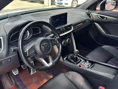Mazda CX-4