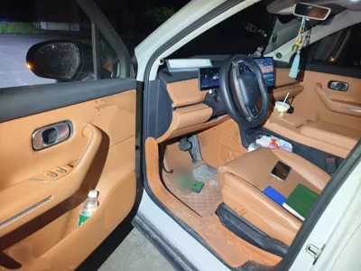 Leapmotor C10